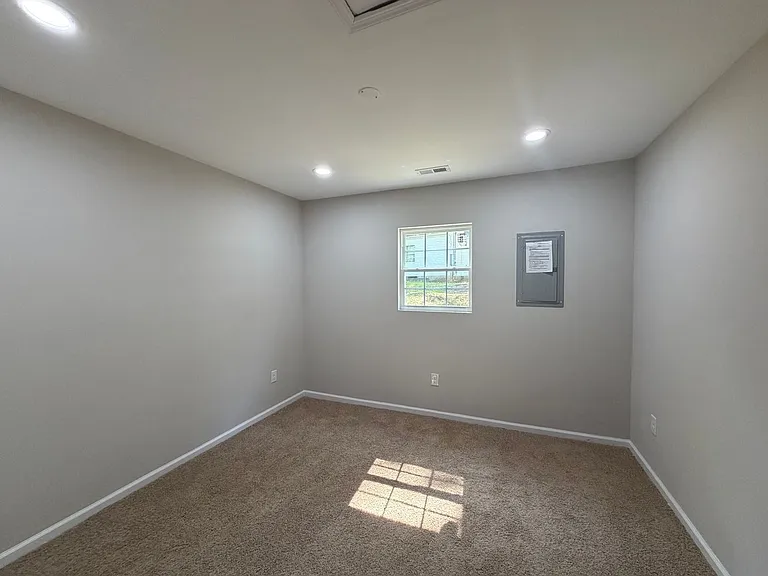 1204 Iva Ave — Photo 10