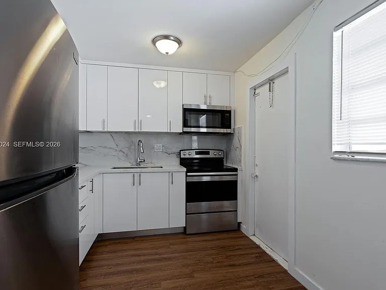 14180 SW 84th St #407G — Photo 3