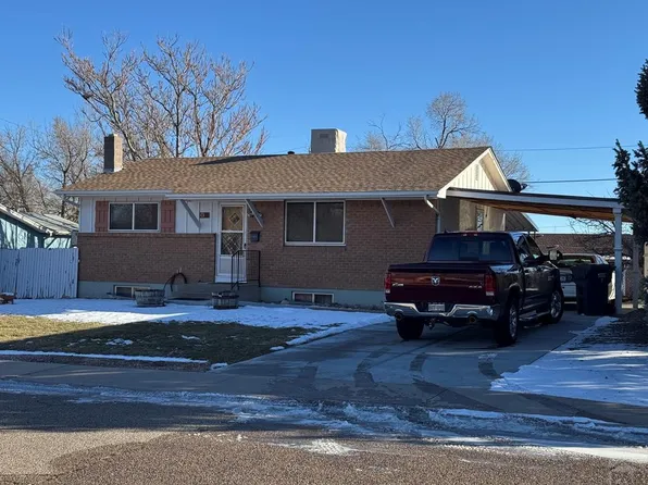 18 Macgregor Rd, Pueblo, CO 81001