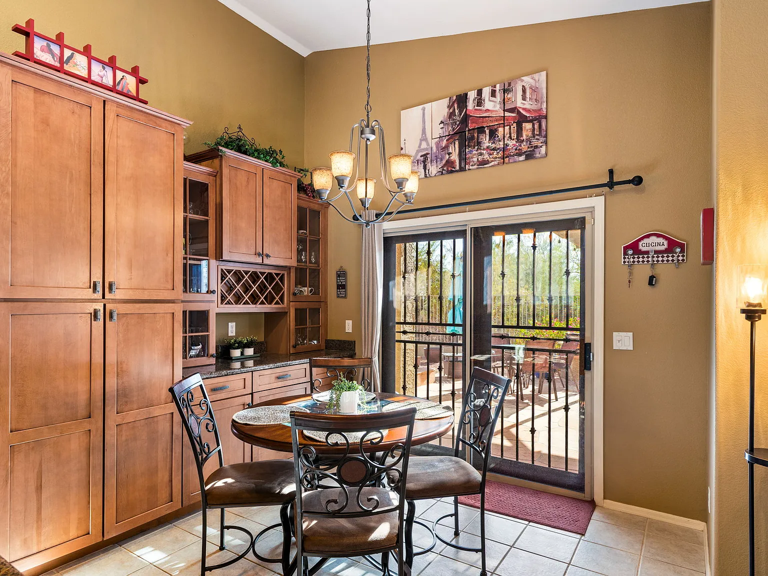 3 bed, 1780 sqft, $2,350 — Photo 4