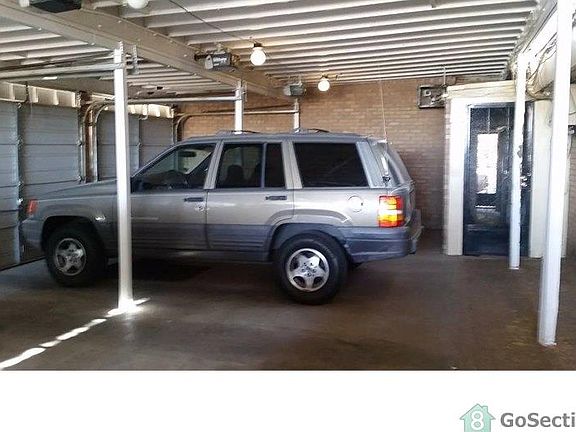 5th image of 8949 Robert Dr
