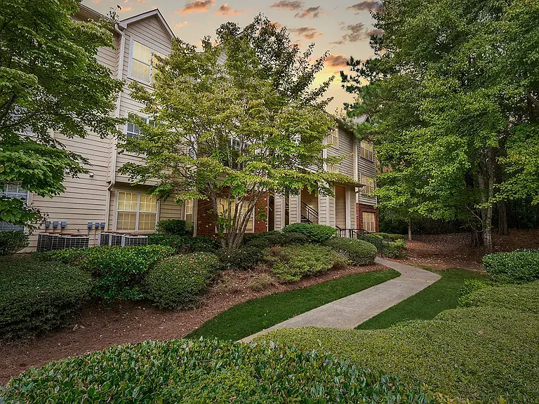 Lealand Place — Photo 35