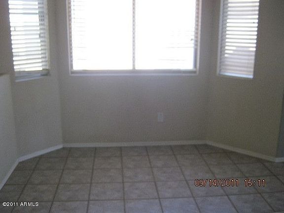 3rd image of 13823 W Young St