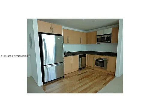 300 S Biscayne Blvd Photo 1