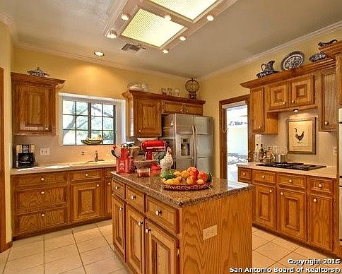 1st image of 2465 Connie Dr