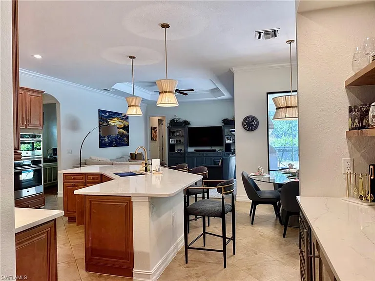 9594 Firenze Cir — Photo 15