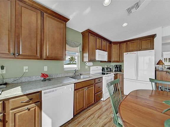 5th image of 10701 S Ocean Dr Lot 874