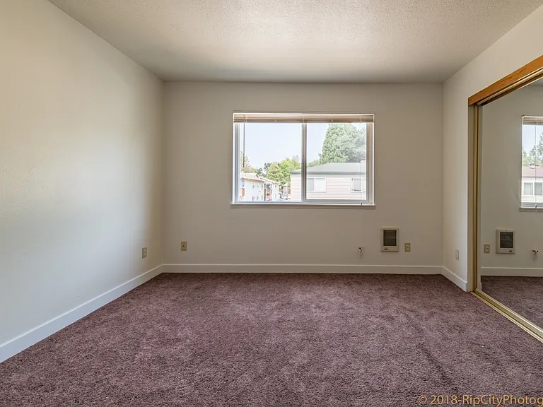 3421-3439 SW 125th Ave — Photo 11