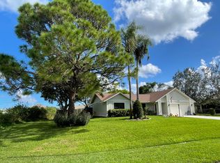 4561 SW Gray Ct, Port Saint Lucie, FL 34953