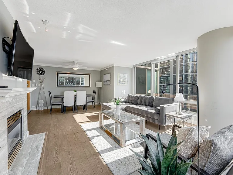837 Hastings St W #1605 — Photo 16