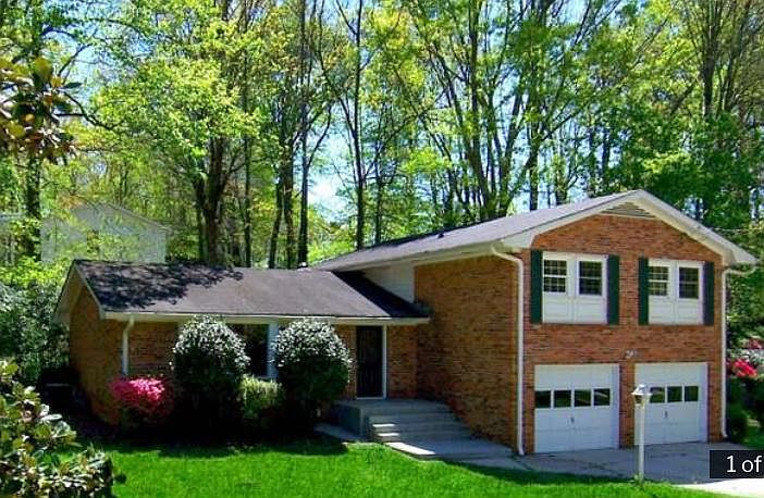 2230 Seaman circle 