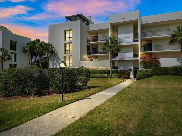 50 Coe Rd APT 331, Belleair, FL 33756