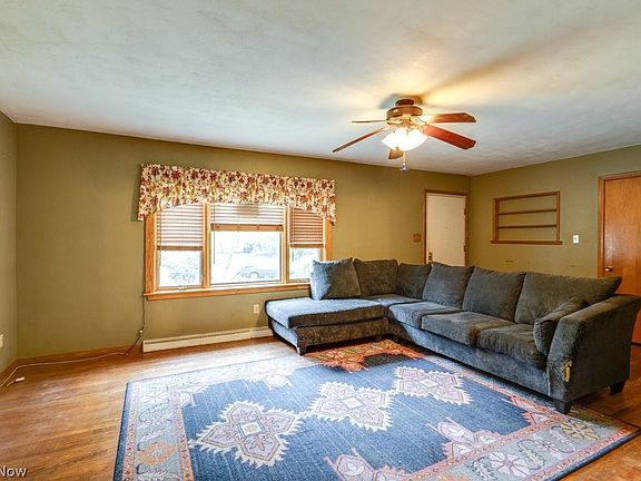 5th image of 1568 Hagey Dr