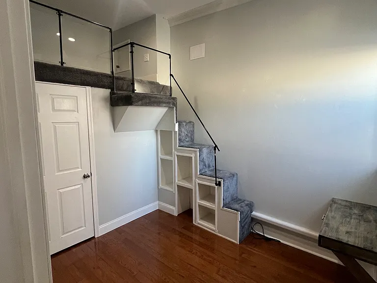 628 N 16th St — Photo 26
