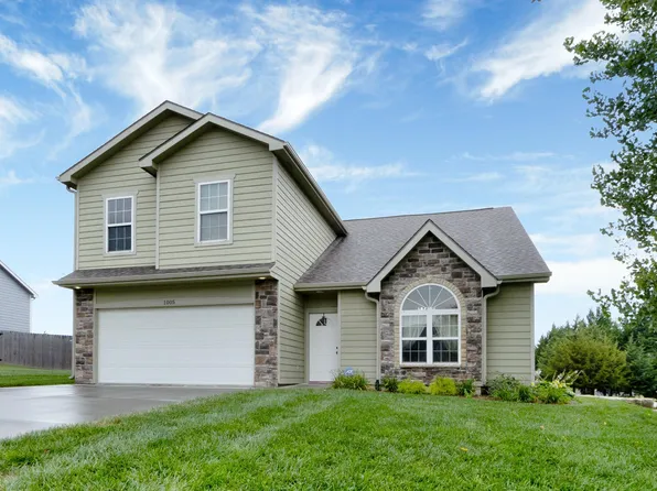 1005 Cassidy Dr, Manhattan, KS 66502