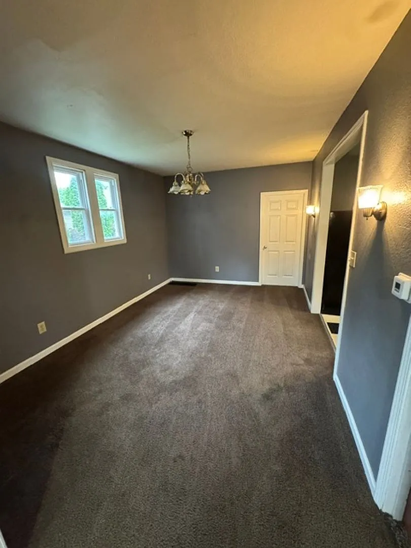 1707 Tecumseh Street — Photo 3