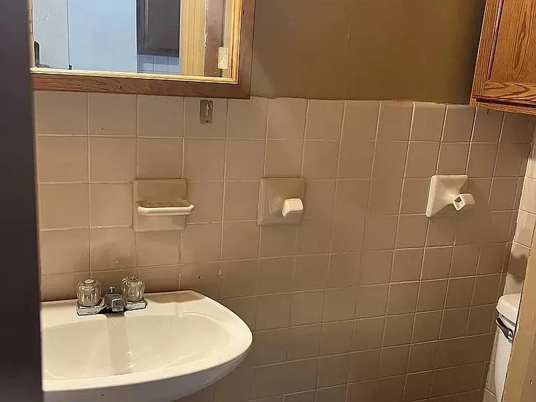 83 Prospect Ave — Photo 6