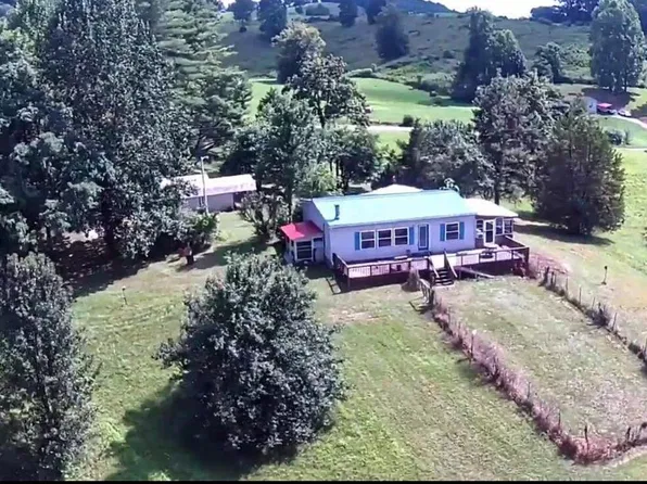 691 Paul Trent Rd, Sneedville, TN 37869