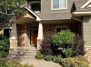 10285 Agassi Dr, Sauk Centre, MN 56378