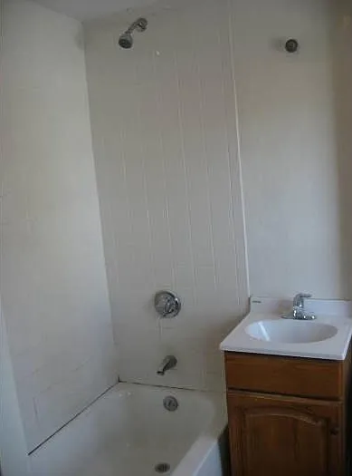 9 Bell Ct #2 — Photo 17