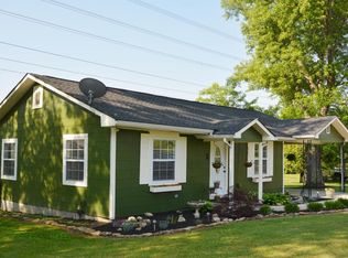 109 Cedar Crest Ln, Friendsville, TN 37737