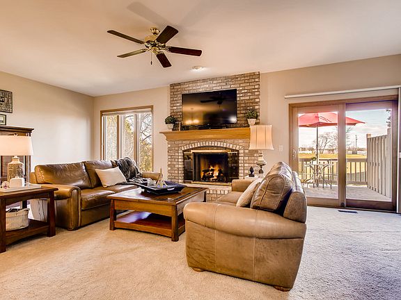 3rd image of 26W140 Klein Creek Dr