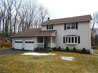 54 Rainbow Rd, Bethany, CT 06524