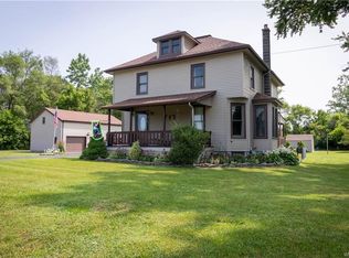 4117 Johnson Rd, Lockport, NY 14094