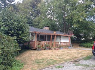 2560 NE 98th St, Seattle, WA 98115