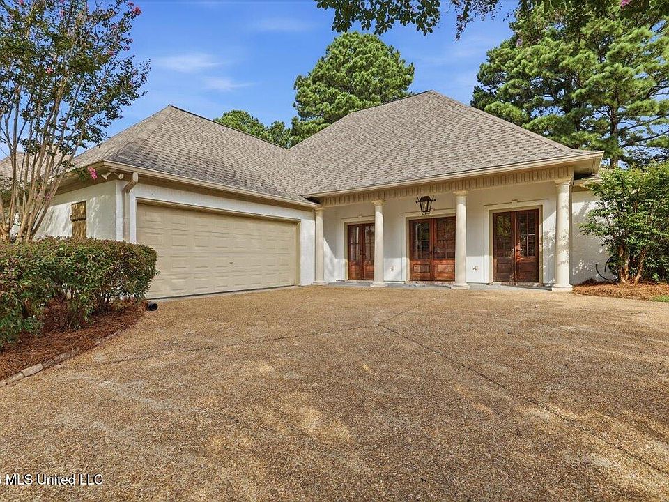 1st image of 154 Seville Way