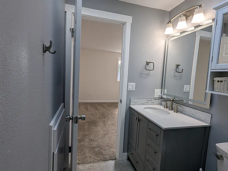 10111 Ashley Cir NW — Photo 20