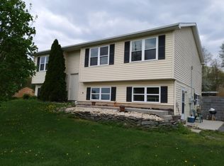 120 Labor Camp Rd, Gardners, PA 17324
