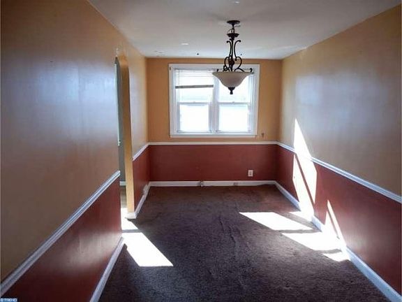 4th image of 1972 Devereaux Ave