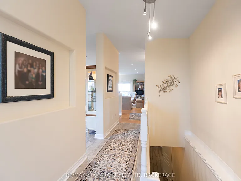 3334 Dustan St — Photo 17
