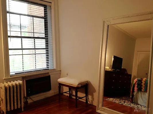 Sold by Anchor Associates | media 11