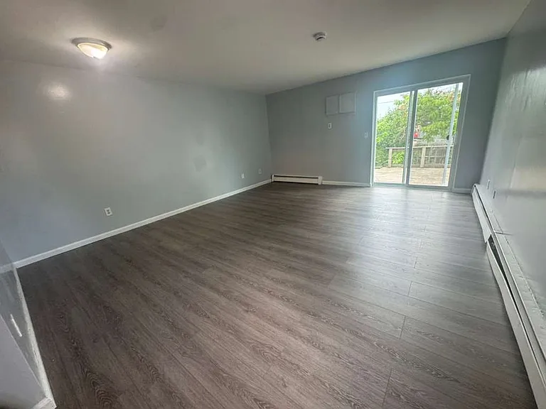 258 Fairmont Ave — Photo 16