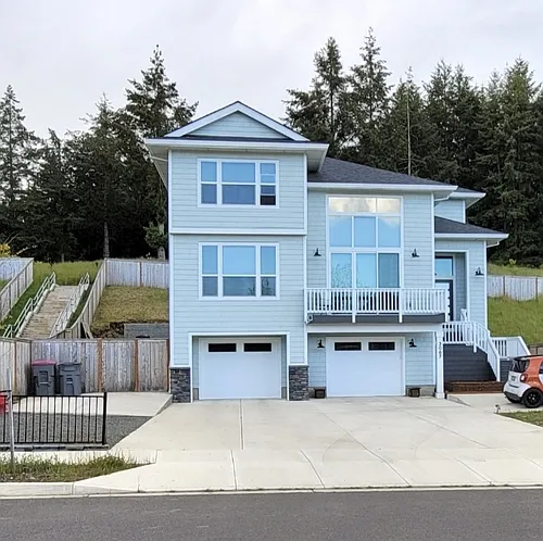 3087 NW Elizabeth Photo 1
