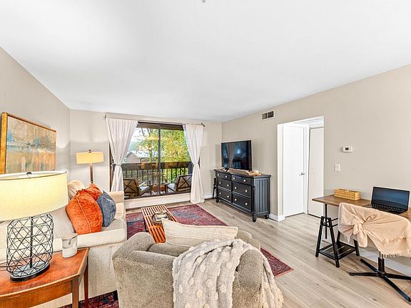 3rd image of 2300 W Good Hope ROAD #243