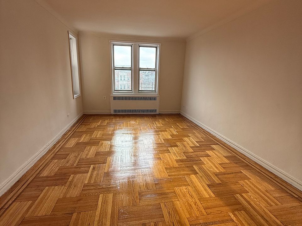 1st image of 120 Kenilworth Pl Unit 6