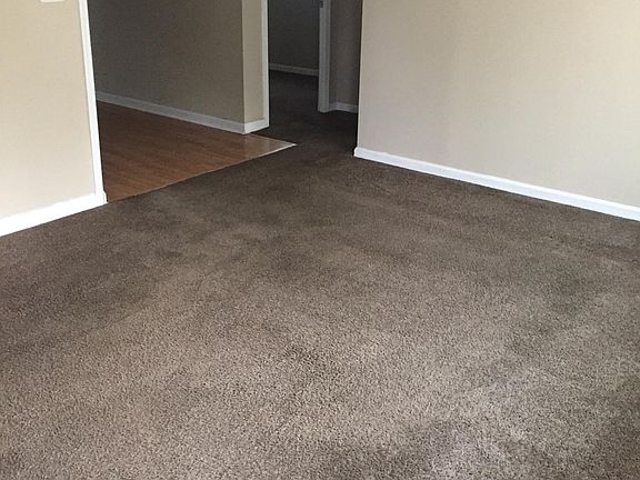 5th image of 631 Seibert Ave
