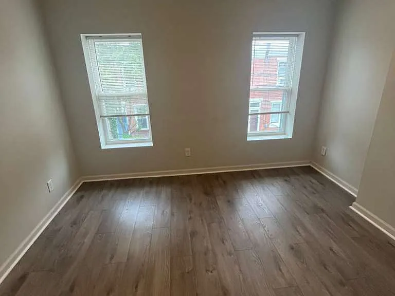 2028 E Firth St — Photo 8