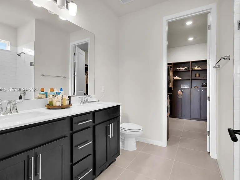 2081 Mossy Vine Ave — Photo 17