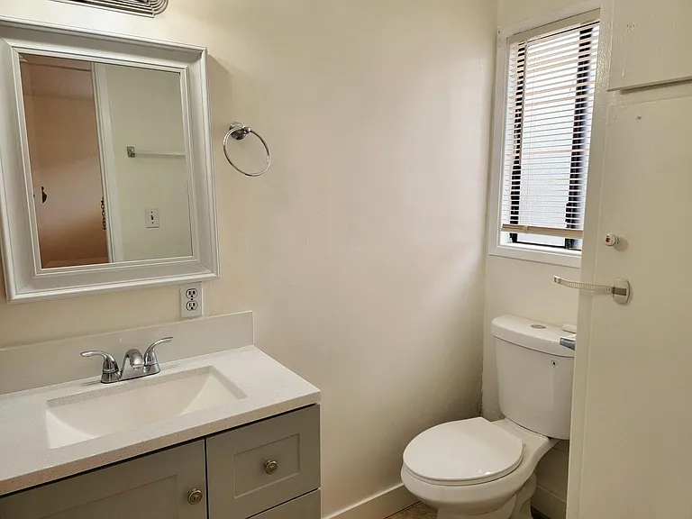 5634 Rosemead Blvd — Photo 4