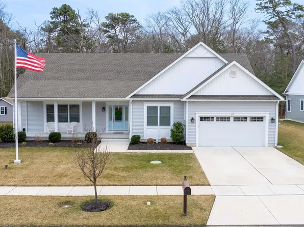 27 Canterbury Way, Cape May Court House, NJ 08210