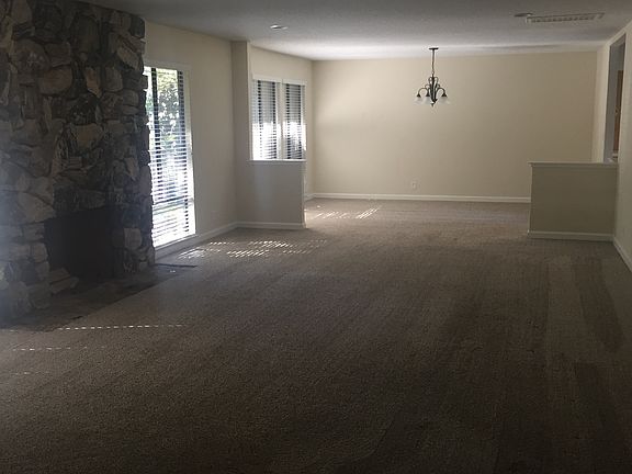 Living room and dining room, great for family gatherings