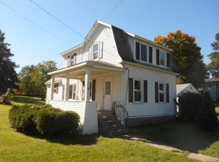 2176 Bitters Rd, Camillus, NY 13031