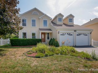 1258 Rose Ave, Carol Stream, IL 60188