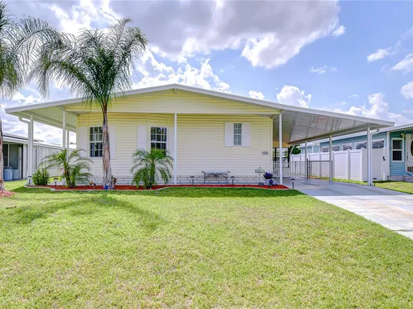 5721 Apache St, Zephyrhills, FL 33542