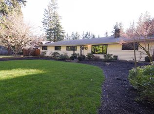 22015 SE 28th St, Sammamish, WA 98075