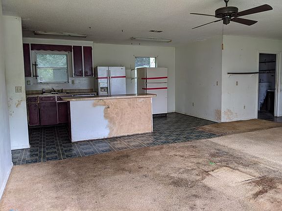 2nd image of 1306 County Road 14
